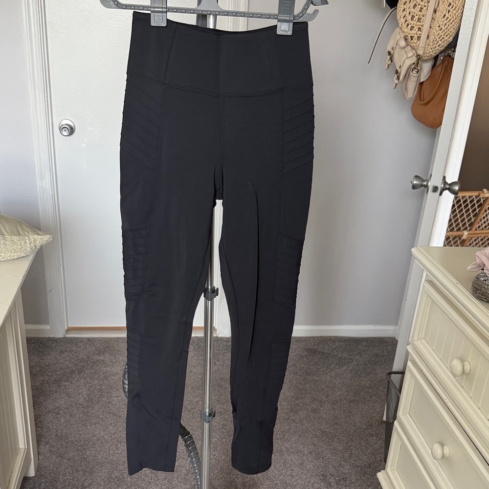 Athleta Delancy Moto Tight Legging